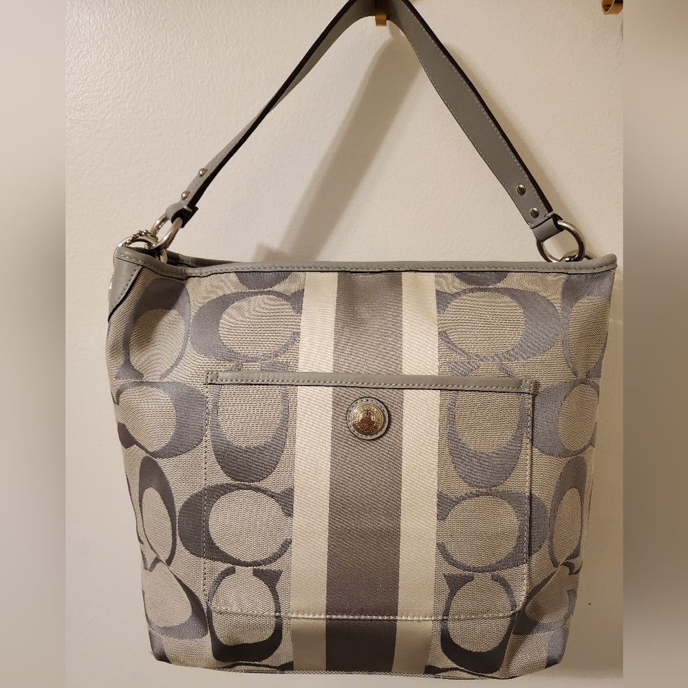 COACH Hamptons Weekend Signature Stripe, 10055